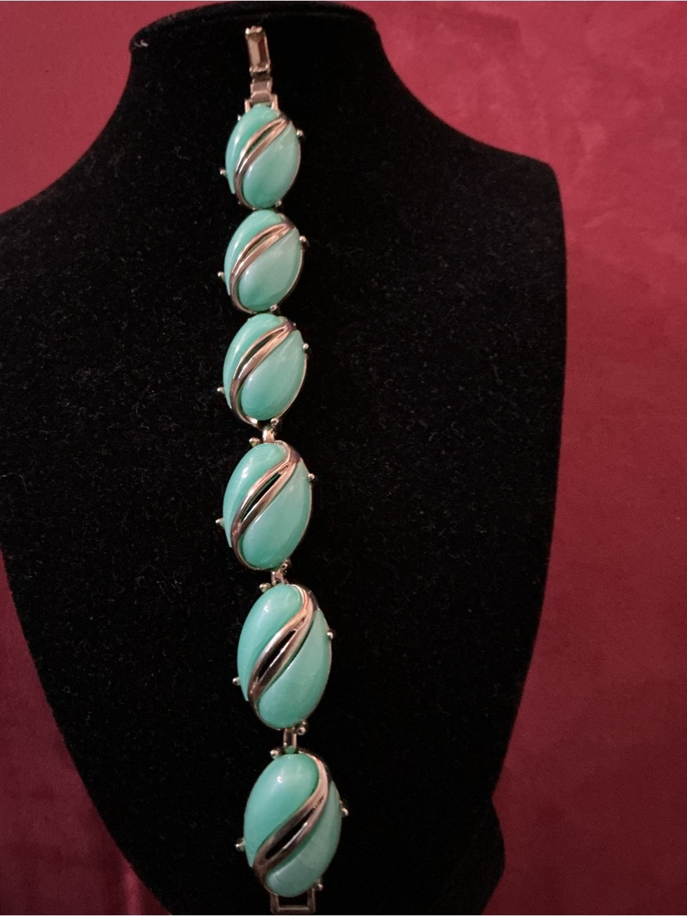 Elegant Turquoise Wolcott Oval Link Bracelet with Silver Accents